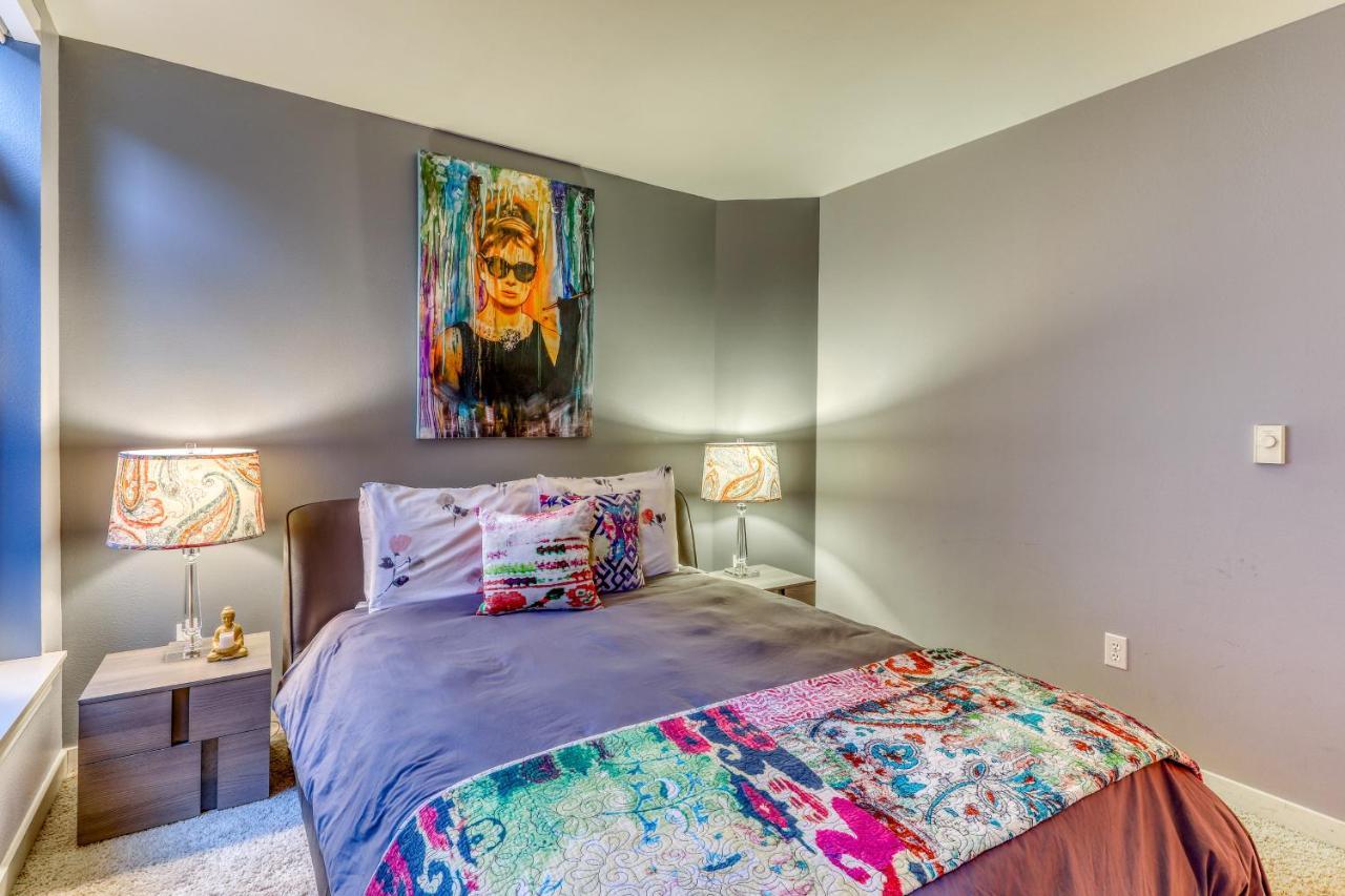 Belltown Court Sunset Suite Seattle Esterno foto