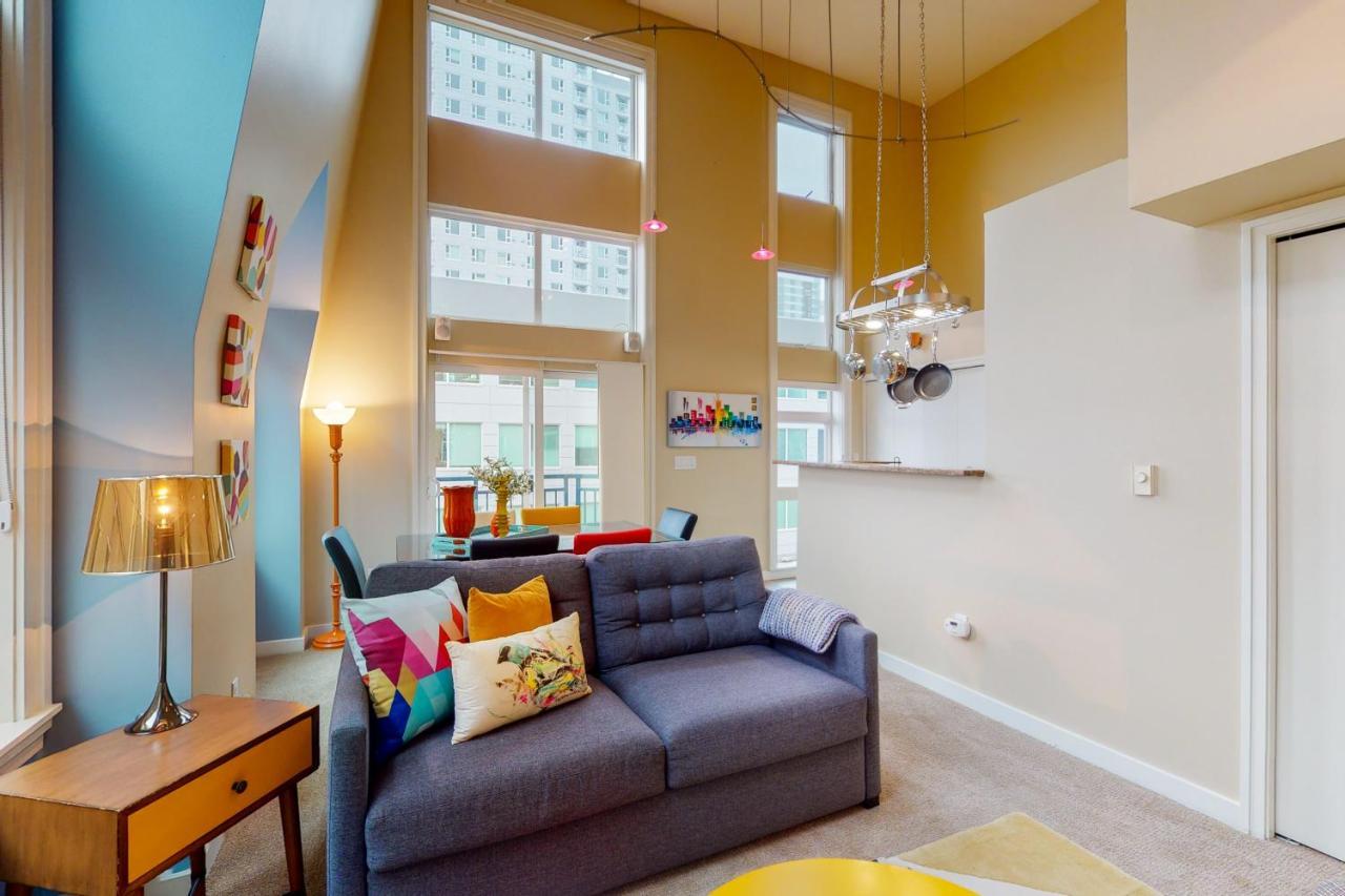 Belltown Court Sunset Suite Seattle Esterno foto